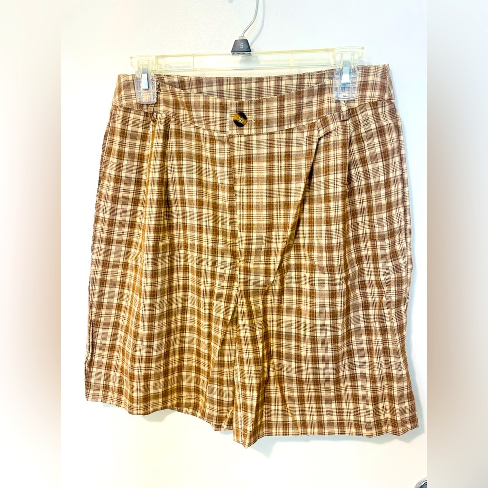 New Shein brown tarten plaid high rise button ladies shorts sz L 8/10 runs small